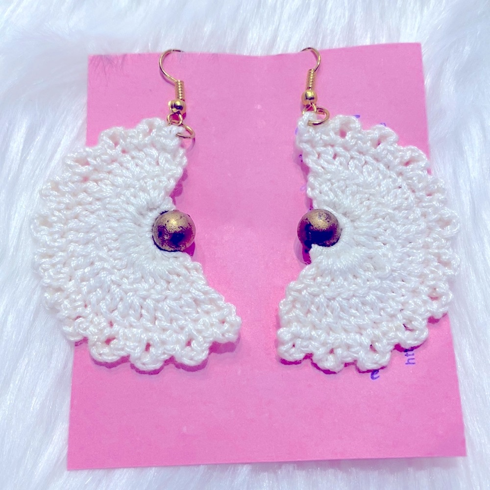 🌜🌜 New Handmade Crochet Half Circle White Earrings One Of A Kind 🌛🌛 !